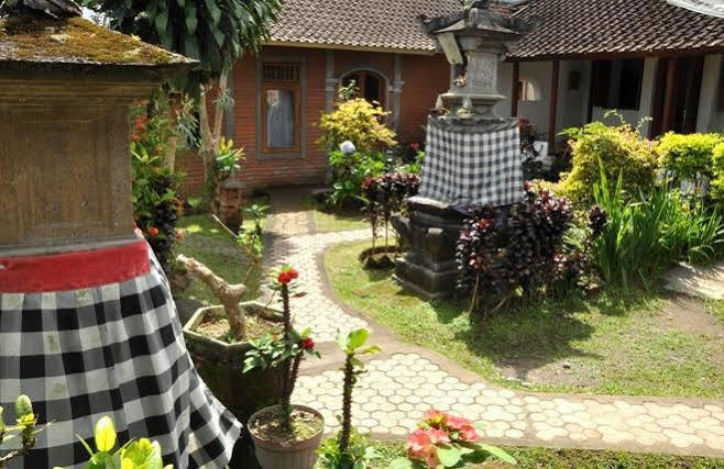 Meme Surung Guesthouse Munduk  Ngoại thất bức ảnh