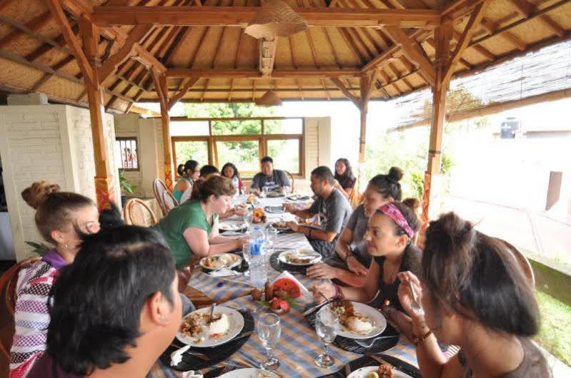 Meme Surung Guesthouse Munduk  Ngoại thất bức ảnh